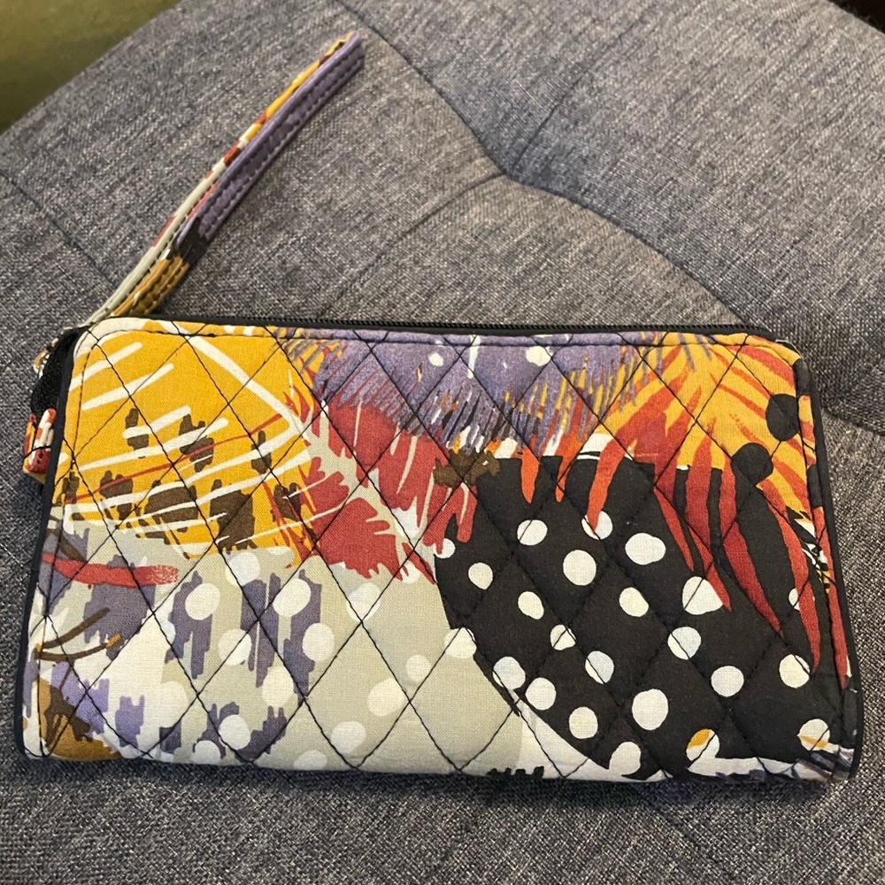 Retired Vera Bradley Wristlet